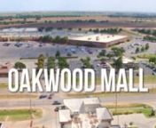 The Maling/Barnes Team of Colliers International is pleased to present for sale the Oakwood Mall located at 4125 West Owen K Garriott Road, Enid, Oklahoma. This 542,543 (per rent roll) square foot enclosed Regional Mall is located in the dominate shopping destination within northwest Oklahoma and Southern Kansas, 50 mile radius consisting of over 178,000 people.nnOakwood Mall benefits from a “main and main” location on the main retail hub of US Hwy 64/ 412 with over 46,000 cars per days give