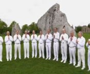Oneness-Dream is a male voice acapella singing group whose members follow the spiritual teachings of Sri Chinmoy (1931-2007) and perform in churches and holy places throughout the world. In spring 2019 the group toured in Southern England. This clip shows some excerpts from the concert in the Stone Circle of Avebury, Wiltshire.nnFilmed and edited by kedarvideo, SwitzerlandnOfficial website: onenessdream.org/nMusic © by Sri ChinmoynnLIST OF SONGS.nn- Urte chahi pakhir mato / Like a birdn- Bhoy k