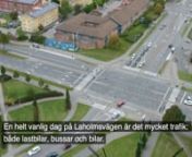 Med en ny infart från E6 flyttas den tunga trafiken från Laholmsvägen till Södra infarten och det blir enkelt att köra direkt till hamnen. Boendemiljön på Öster förbättras och iordningställda gång- och cykelvägar gör det lättare att ta sig till havet.