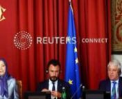 رویترز- ۲۱تیر ـ مریم رجوی ـ جان برکو و امانوئل پوتزولو در نشست پارلمانی ایتالیا