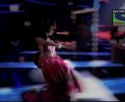 This was a surprised that Shrya Ghoshal revealed herself on Twitter a few days ago and there is the reality of that tweet - A performance by Shreya Ghoshal. that is her first ever dance performance on TV. She performed on &#39;Bhor Bhaye Panghat Pe&#39;, &#39;Husn Ke Laakhon Rang&#39; &amp; &#39;Honth Raseele&#39;. this is indeed a sizzling performance and this new avatar is also awesome