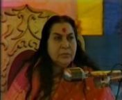 Archive video: H.H.Shri Mataji Nirmala Devi speaking in English and Marathi before a Puja in Satara, Maharashtra, India. (1984-0207)