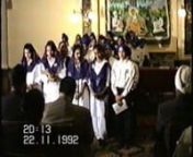 This video shows the performance of a religious song written in praise of Guru Nanak Dev Ji. In 1992 Bibi Gurdev Kaur OBE was requested by the Council of Sikh Gurdwaras in Birmingham to help them to celebraie Guru Nanak Dev Ji&#39;s Gurpurb in the Council House. She was asked to prepare a group of children for Kirtan performance. She trained these children, who had never sung a note before and could not read Punjabi, in four weeks. nFor more info, please visit; www.sikhnarimanch.com, www.hdsikhpubli