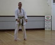 Sensei Ray Alsop (5th Dan and Chief Instructor at Torbay Karate Club) performs the Shotokan Karate Kata: Heian Yondan. This kata is performed at Green Belt (6th Kyu) level when grading to Purple Belt (5th Kyu).