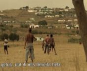 Deze bestemmingsvideo is gemaakt in samenwerking met Heldergroen en Tafelberg Films. In opdracht van South African Tourism.nnSoweto is een ervaring op zich. Zeker als je samen met Lebo door de townships fietst. Hij laat je een potje voetballen met de plaatselijke club en leert je de Tsotsi taal, de Township Lingo. Als je met Lebo op pad gaat, begrijp je meteen waarom zijn Lebo Cycle Tours een Tourism Investment Award kreeg.