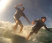 Filmček o surfanju portugalskih valov v kampu surf kluba Tribu. marmelada 2011