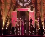 Watch the Cher performance to “The Beat Goes On” by Sonny and Cher on the Dancing with the Stars Finale! &#60;br/&#62;