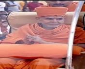 Prominent spiritual leader Mahant Swami Maharaj arrived as a state guest on a special flight in Abu Dhabi