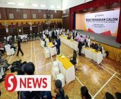 The nomination centre for the Kuala Kubu Baharu (KKB) state by-election closed at 10 am on Saturday (April 27). &#60;br/&#62;&#60;br/&#62;The KKB by-election is being held following the demise of its incumbent, 58-year-old Lee Kee Hiong on March 21 due to cancer.&#60;br/&#62;&#60;br/&#62;WATCH MORE: https://thestartv.com/c/news&#60;br/&#62;SUBSCRIBE: https://cutt.ly/TheStar&#60;br/&#62;LIKE: https://fb.com/TheStarOnline