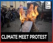 Hundreds of activists protest against G7 climate meeting in Italy&#60;br/&#62;&#60;br/&#62;Hundreds of protesters gathered in the streets of Turin, Italy, ahead of the G7 Ministers’ Meeting on Climate, Energy, and Environment that opened on Sunday evening. Earlier that day, demonstrators blocked a highway and burned images with the faces of the G7 country leaders. &#60;br/&#62;&#60;br/&#62;Video by AFP&#60;br/&#62;&#60;br/&#62;Subscribe to The Manila Times Channel - https://tmt.ph/YTSubscribe &#60;br/&#62;Visit our website at https://www.manilatimes.net &#60;br/&#62; &#60;br/&#62;Follow us: &#60;br/&#62;Facebook - https://tmt.ph/facebook &#60;br/&#62;Instagram - https://tmt.ph/instagram &#60;br/&#62;Twitter - https://tmt.ph/twitter &#60;br/&#62;DailyMotion - https://tmt.ph/dailymotion &#60;br/&#62; &#60;br/&#62;Subscribe to our Digital Edition - https://tmt.ph/digital &#60;br/&#62; &#60;br/&#62;Check out our Podcasts: &#60;br/&#62;Spotify - https://tmt.ph/spotify &#60;br/&#62;Apple Podcasts - https://tmt.ph/applepodcasts &#60;br/&#62;Amazon Music - https://tmt.ph/amazonmusic &#60;br/&#62;Deezer: https://tmt.ph/deezer &#60;br/&#62;Tune In: https://tmt.ph/tunein&#60;br/&#62; &#60;br/&#62;#TheManilaTimes &#60;br/&#62;#worldnews &#60;br/&#62;#activist &#60;br/&#62;#climatechange
