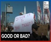 Residents protest as Venice launches five-euro entry fee&#60;br/&#62;&#60;br/&#62;Venice begins charging day-trippers for entry, a world first aimed at tackling mass tourism but opposed by protesters, objecting to treating the historic Italian city as a museum. Around 10,000 tickets had been sold by the time the scheme began at 8:30 a.m. (0630 GMT) on Thursday, April 25, 2024 (local time), according to local authorities. &#92;