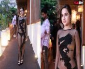 Social media sensation Urfi Javed was spotted at Bastion restaurant in Worli, Mumbai. Urfi wore a dragon type dress for the dinner date. However, it became difficult for Urfi to walk in that dress and she is also being trolled for this look. Watch the video to find out more. &#60;br/&#62; &#60;br/&#62;#UrfiJaved #UrfiJavedDragonDress #UrfiJavedzTrolled&#60;br/&#62;~PR.131~ED.139~HT.178~