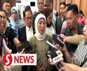 Husbands or family members should not leave mothers experiencing &#39;Baby Blues&#39; or postpartum depression alone at home, says Datuk Seri Nancy Shukri .&#60;br/&#62;&#60;br/&#62;The Women, Family, and Community Development Minister&#60;br/&#62;said that if a mother shows symptoms, it should not be taken lightly as it can pose dangers to those around her.&#60;br/&#62;&#60;br/&#62;Read more at https://tinyurl.com/2nzu3mem&#60;br/&#62;&#60;br/&#62;WATCH MORE: https://thestartv.com/c/news&#60;br/&#62;SUBSCRIBE: https://cutt.ly/TheStar&#60;br/&#62;LIKE: https://fb.com/TheStarOnline