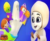 Learning is always fun with Haunted House popular nursery rhymes. We bring to you some amazing songs for kids to sing along with us and have a good time. Kids will dance, laugh, sing and play along with our videos while they also learn numbers, letters, colors, good habits and more! &#60;br/&#62;&#60;br/&#62;#halloweenfingerfamily #fingerfamilysong #halloweennight #boombuddies #hauntedhouse #nurseryrhymes #spooky #scary #halloween #halloweenrhymes