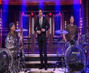 Jimmy officiates Will and Chad&#39;s battle for the title of greatest drummer on the Tonight Show.