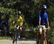 Metanews: President Obama along with wife Michelle, took daughters Sasha and Malia for a ride in Manuel F. Correllus State Forest on Tuesday on Martha&#39;s Vineyard.