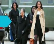 Multiple outlets reported overnight that Barack Obama and Michelle Obama&#39;s elder daughter, Malia Obama has landed an internship with producer Harvey Weinstein.