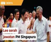 Perdana Menteri Lee Hsien Loong akan menyerahkan teraju pimpinan Singapura kepada Timbalannya Lawrence Wong, pada 15 Mei ini.&#60;br/&#62;&#60;br/&#62;Laporan Lanjut: &#60;br/&#62;https://www.freemalaysiatoday.com/category/bahasa/dunia/2024/04/15/lee-serah-jawatan-pm-singapura-kepada-wong-pada-15-mei/&#60;br/&#62;&#60;br/&#62;Read More: &#60;br/&#62;https://www.freemalaysiatoday.com/category/highlight/2024/04/15/singapores-pm-lee-to-hand-over-power-to-successor-wong-on-may-15/&#60;br/&#62;&#60;br/&#62;Free Malaysia Today is an independent, bi-lingual news portal with a focus on Malaysian current affairs.&#60;br/&#62;&#60;br/&#62;Subscribe to our channel - http://bit.ly/2Qo08ry&#60;br/&#62;------------------------------------------------------------------------------------------------------------------------------------------------------&#60;br/&#62;Check us out at https://www.freemalaysiatoday.com&#60;br/&#62;Follow FMT on Facebook: https://bit.ly/49JJoo5&#60;br/&#62;Follow FMT on Dailymotion: https://bit.ly/2WGITHM&#60;br/&#62;Follow FMT on X: https://bit.ly/48zARSW &#60;br/&#62;Follow FMT on Instagram: https://bit.ly/48Cq76h&#60;br/&#62;Follow FMT on TikTok : https://bit.ly/3uKuQFp&#60;br/&#62;Follow FMT Berita on TikTok: https://bit.ly/48vpnQG &#60;br/&#62;Follow FMT Telegram - https://bit.ly/42VyzMX&#60;br/&#62;Follow FMT LinkedIn - https://bit.ly/42YytEb&#60;br/&#62;Follow FMT Lifestyle on Instagram: https://bit.ly/42WrsUj&#60;br/&#62;Follow FMT on WhatsApp: https://bit.ly/49GMbxW &#60;br/&#62;------------------------------------------------------------------------------------------------------------------------------------------------------&#60;br/&#62;Download FMT News App:&#60;br/&#62;Google Play – http://bit.ly/2YSuV46&#60;br/&#62;App Store – https://apple.co/2HNH7gZ&#60;br/&#62;Huawei AppGallery - https://bit.ly/2D2OpNP&#60;br/&#62;&#60;br/&#62;#BeritaFMT #LeeHsienLoong #Singapura #SerahJawatan