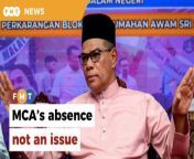 Saifuddin Nasution Ismail responds to MCA president Wee Ka Siong’s stand to not help Pakatan Harapan in the Kuala Kubu Baharu by-election.&#60;br/&#62;&#60;br/&#62;Read More: https://www.freemalaysiatoday.com/category/nation/2024/04/27/no-issue-says-saifuddin-on-mcas-absence-from-kkb-polls/&#60;br/&#62;&#60;br/&#62;Laporan Lanjut: https://www.freemalaysiatoday.com/category/bahasa/tempatan/2024/04/27/tiada-isu-mca-tak-bantu-kempen-kkb-kata-saifuddin/&#60;br/&#62;&#60;br/&#62;Free Malaysia Today is an independent, bi-lingual news portal with a focus on Malaysian current affairs.&#60;br/&#62;&#60;br/&#62;Subscribe to our channel - http://bit.ly/2Qo08ry&#60;br/&#62;------------------------------------------------------------------------------------------------------------------------------------------------------&#60;br/&#62;Check us out at https://www.freemalaysiatoday.com&#60;br/&#62;Follow FMT on Facebook: https://bit.ly/49JJoo5&#60;br/&#62;Follow FMT on Dailymotion: https://bit.ly/2WGITHM&#60;br/&#62;Follow FMT on X: https://bit.ly/48zARSW &#60;br/&#62;Follow FMT on Instagram: https://bit.ly/48Cq76h&#60;br/&#62;Follow FMT on TikTok : https://bit.ly/3uKuQFp&#60;br/&#62;Follow FMT Berita on TikTok: https://bit.ly/48vpnQG &#60;br/&#62;Follow FMT Telegram - https://bit.ly/42VyzMX&#60;br/&#62;Follow FMT LinkedIn - https://bit.ly/42YytEb&#60;br/&#62;Follow FMT Lifestyle on Instagram: https://bit.ly/42WrsUj&#60;br/&#62;Follow FMT on WhatsApp: https://bit.ly/49GMbxW &#60;br/&#62;------------------------------------------------------------------------------------------------------------------------------------------------------&#60;br/&#62;Download FMT News App:&#60;br/&#62;Google Play – http://bit.ly/2YSuV46&#60;br/&#62;App Store – https://apple.co/2HNH7gZ&#60;br/&#62;Huawei AppGallery - https://bit.ly/2D2OpNP&#60;br/&#62;&#60;br/&#62;#FMTNews #PRK #KualaKubuBaharu #SaifuddinNasution #NgaKorMing #MCA