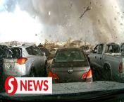 Dashcam video shot on April 26 showed the moment a powerful tornado destroyed a building in Lincoln, Nebraska during a deadly, multi-state outbreak of severe storms.&#60;br/&#62;&#60;br/&#62;The building, hit by the twister carrying winds as high as 158 m/ph (254 km/h), belonged to Garner Industries.&#60;br/&#62;&#60;br/&#62;According to local media, there were dozens of workers still inside as the tornado struck, but all survived the incident.&#60;br/&#62;&#60;br/&#62;WATCH MORE: https://thestartv.com/c/news&#60;br/&#62;SUBSCRIBE: https://cutt.ly/TheStar&#60;br/&#62;LIKE: https://fb.com/TheStarOnline