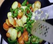 Welcome to my channel Don&#39;t forget to like my videos &amp; subscribe my channel for up coming videos.&#60;br/&#62;&#60;br/&#62;Cram Group Channel Presents: Our channel is about cooking simple and delicious dishes from inexpensive products that absolutely everyone can afford!&#60;br/&#62;A quick and easy side dish! Recipe for delicious potatoes with vegetables! &#60;br/&#62;#cooking #food #recipe #dailymotionfood #cramgroup&#60;br/&#62;Almost all dishes are prepared for the first time, so do not judge strictly!&#60;br/&#62;We try new recipes and share the results. If you are interested, please join us and subscribe to our channel.&#60;br/&#62;We hope that we can continue to delight you with our new videos!&#60;br/&#62;-This video is used for teaching purposes.&#60;br/&#62;&#60;br/&#62;-I only used small pieces of the videos to get the point across where necessary.&#60;br/&#62;&#60;br/&#62;We make these videos to educate others in a motivational/inspirational form. We do not own the videos and music used in our videos. If any owners of the content clips would like us to remove their video, we will do so as soon as possible..,&#60;br/&#62;&#60;br/&#62;Ingredients:&#60;br/&#62;Potatoes – 400 g.&#60;br/&#62;Carrots – 2 pieces (150-200 g)&#60;br/&#62;Cook in salted water for 3 – 5 minutes until soft, the time depends on the type of potato.&#60;br/&#62;Vegetable oil&#60;br/&#62;Butter – 20g&#60;br/&#62;Pepper - 1 pc.&#60;br/&#62;Salt&#60;br/&#62;Black pepper&#60;br/&#62;Garlic – 3 cloves&#60;br/&#62;Bon appetit!!!&#60;br/&#62;#food&#60;br/&#62;#recipe&#60;br/&#62;#cooking&#60;br/&#62;#recipes&#60;br/&#62;#cramgroup&#60;br/&#62;#easy&#60;br/&#62;#patatoes