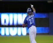 Blue Jays Dominate Rays in Opening Day AL East Matchup from mobile ray